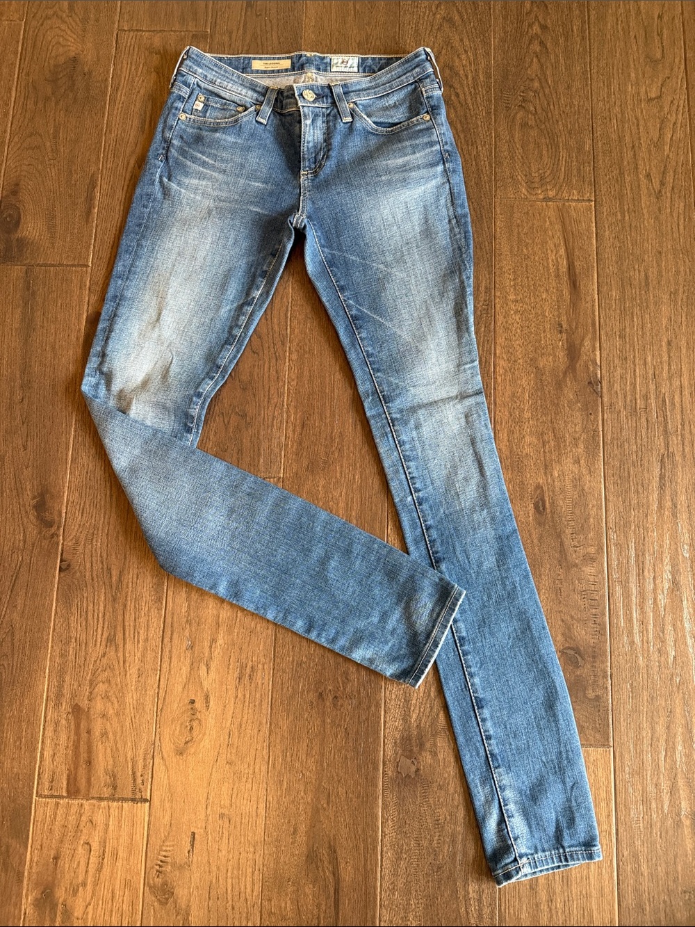 AG The Legging Super Skinny Jeans